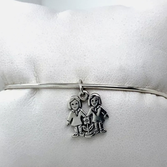 James Avery Girl Boy Flower Charm Sterling Silver Hook Bracelet ❤️ - Picture 1 of 7
